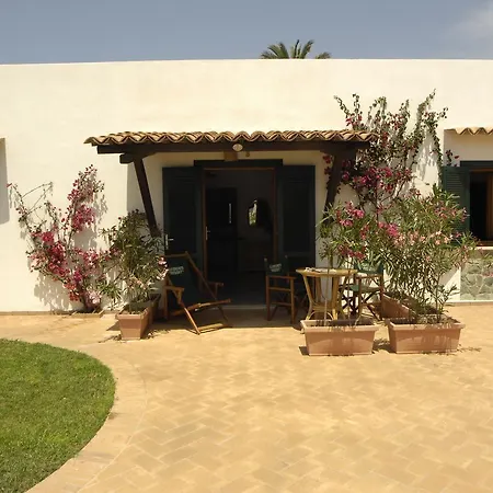 Villa Sangineto Resort *