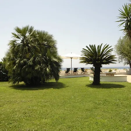 Villa Sangineto Resort Station touristique