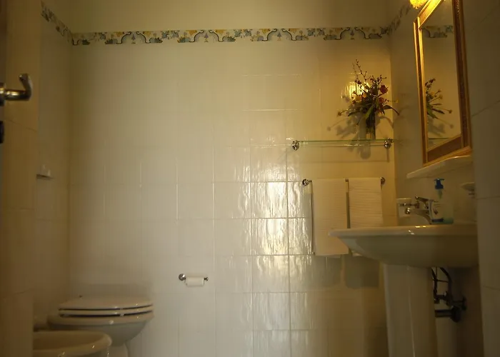 Villa Sangineto Resort *